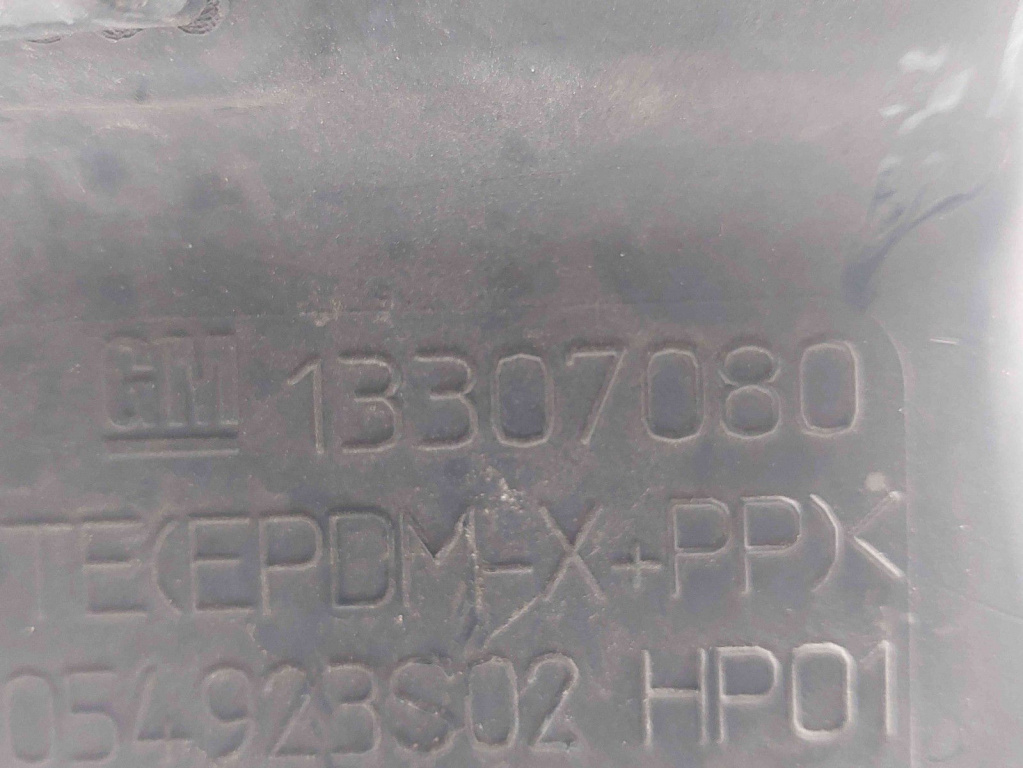 Difuzor captare aer Opel Astra J [Fabr 2009-2015] 13307080