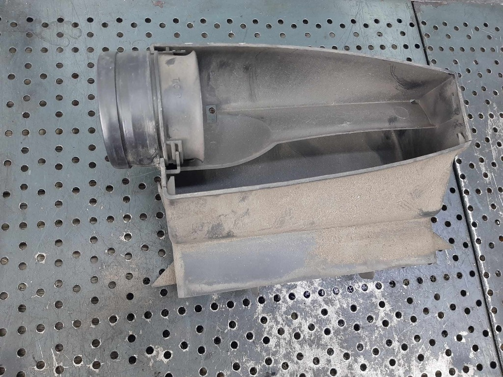 Difuzor captare aer vw golf 6 plus 1k0805962e 1q0805962