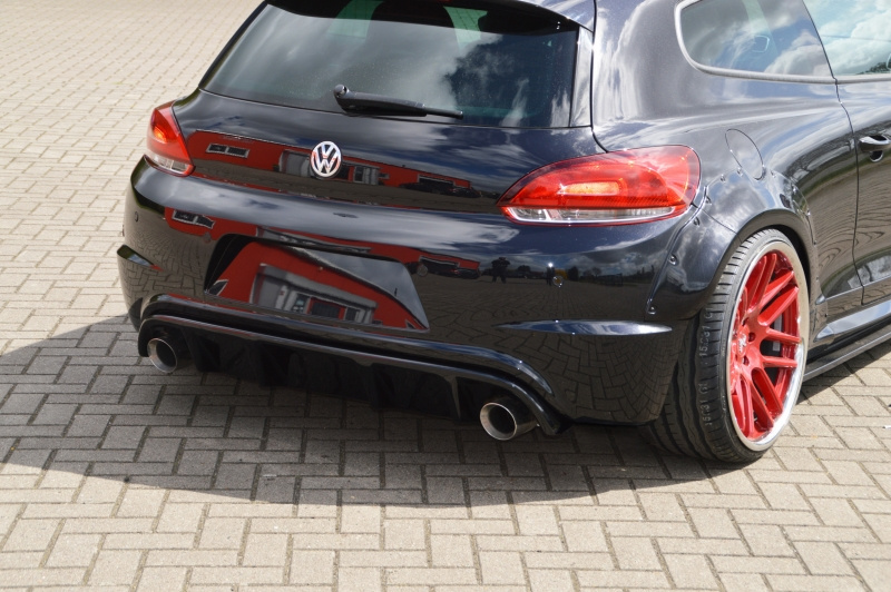 Difuzor Difusse bara spate prelungire , einfacher Austausch gegen das Org. Teil. plastic ABS , (wahlweise cu oder in afara de Ausschnitt pentru das Serienendrohr ) pentru VW Scirocco R, Typ 13 2009-2014 cod produs INE-260045R-ABS