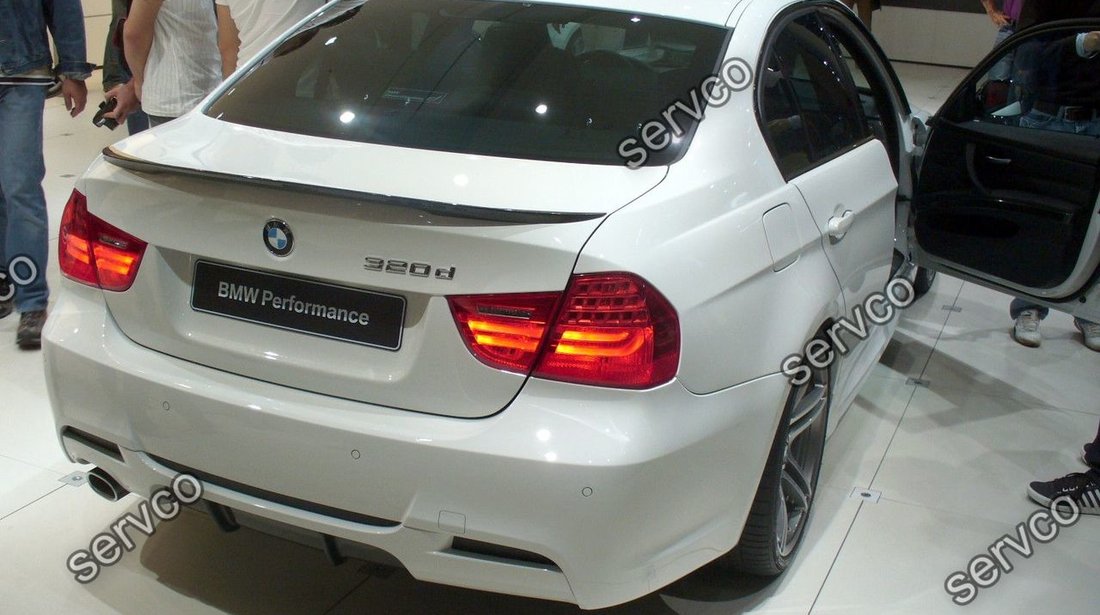 Difuzor evacuare prelungire spoiler bara spate BMW E90 E91 M3 320 pt bara pachet M ver1