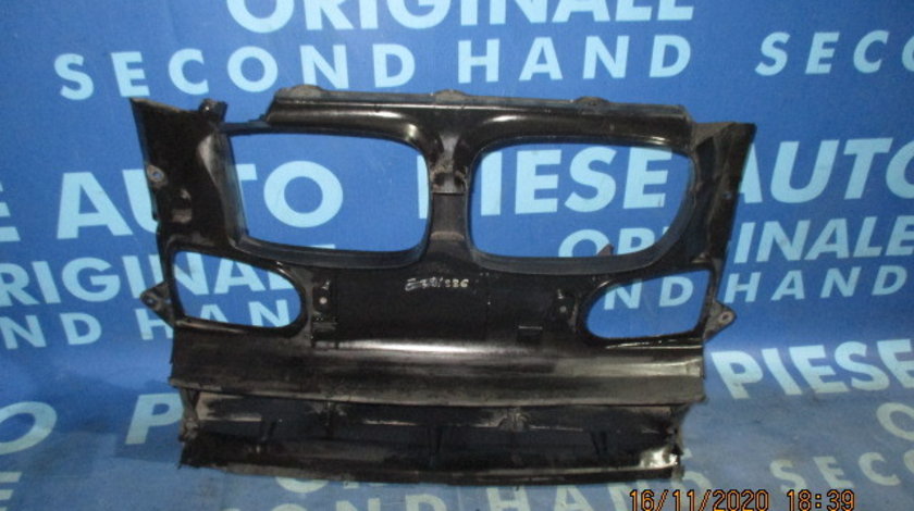 Difuzor radiator BMW E39 525d; 8159959
