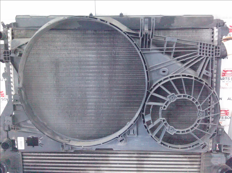 Difuzor radiator RENAULT MASTER 2.3 D an fabr. 2013