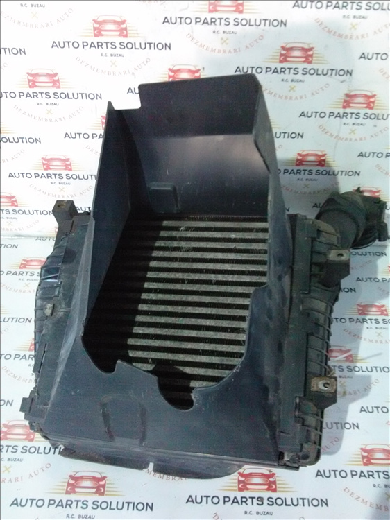 Difuzor stanga radiator intercooler 2.5 TDI VW TOUAREG an fabr.2006
