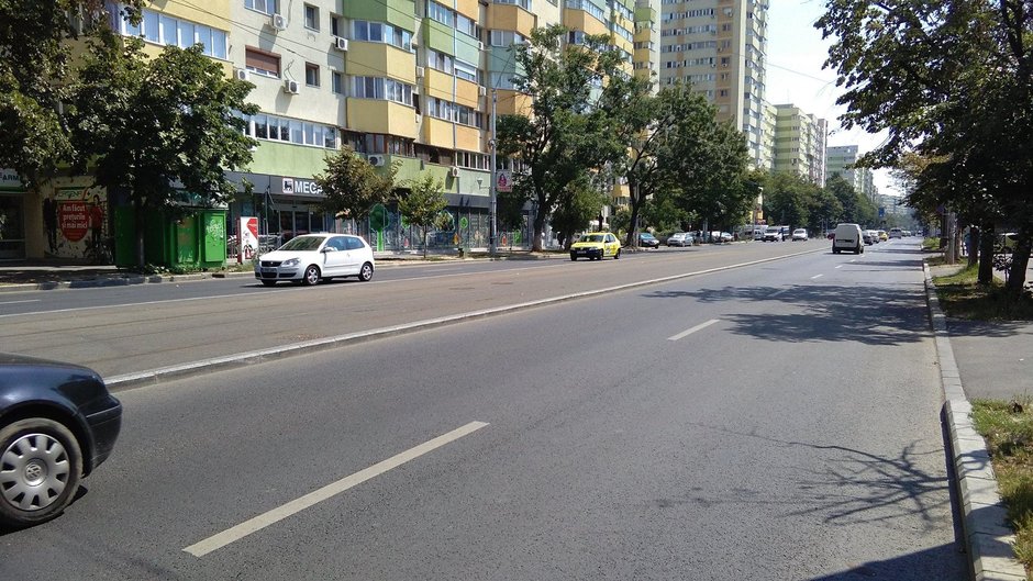 Dilema anului: ai sau nu voie sa intorci masina aici? Dilema anului: ai sau nu voie sa intorci masina aici?