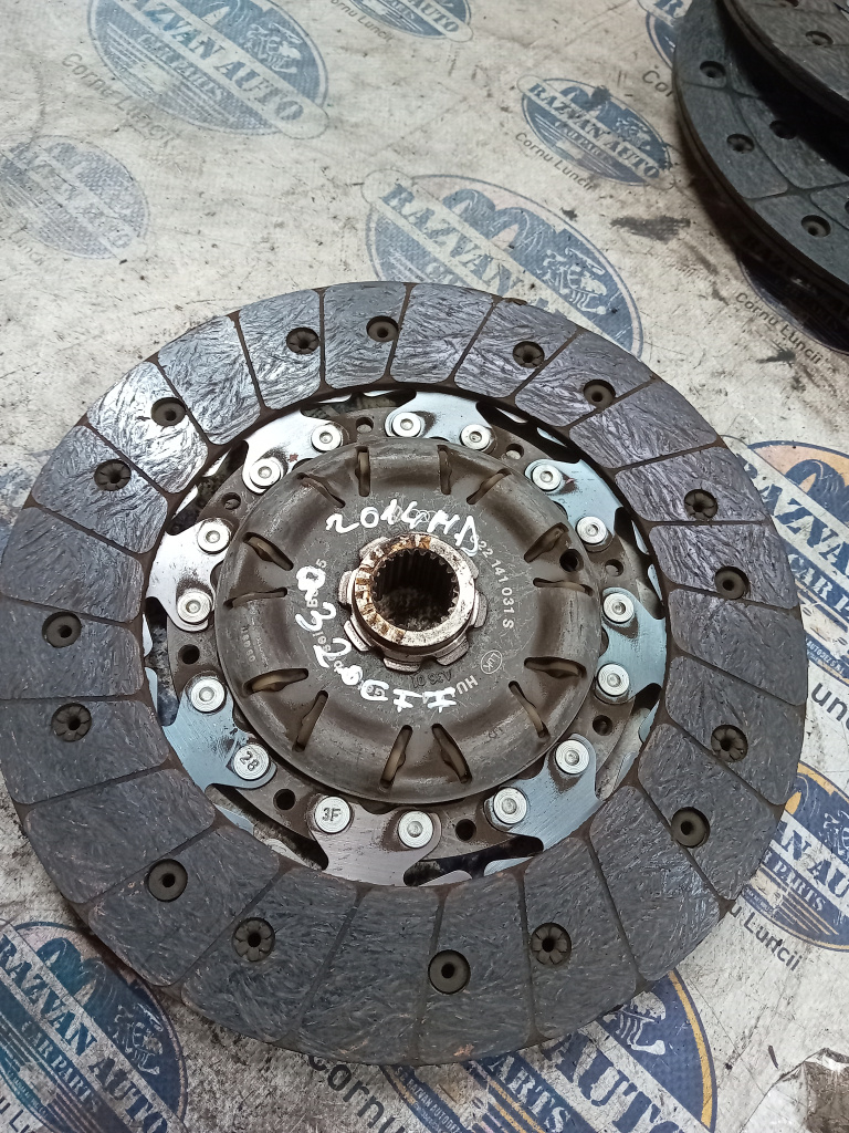 Disc ambreiaj masa dubla Audi Q3 2.0 Motorina 2014, 022141031S