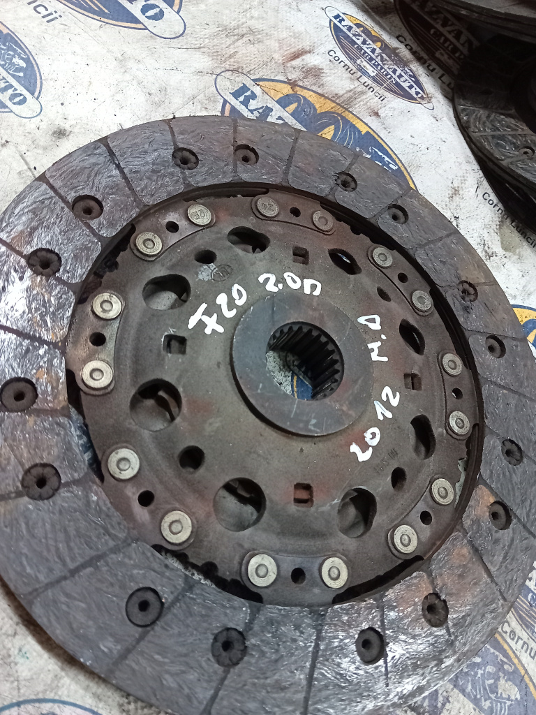 Disc ambreiaj masa dubla BMW Seria 1 F20 2.0 Motorina 2012, 7615630