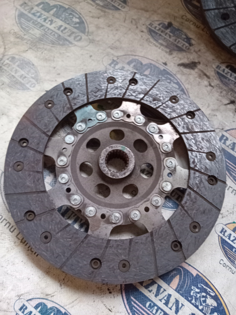 Disc ambreiaj masa dubla Dacia Duster 1.5 2013