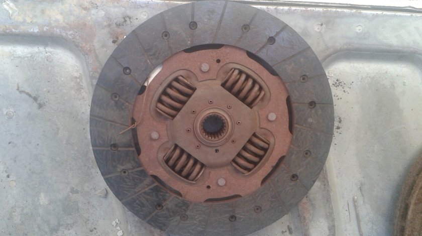 Disc ambreiaj renault master 2.5 2004,piese originale din deymembrari.