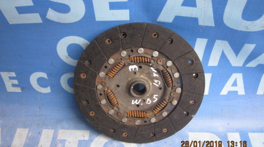 Disc ambreiaj VW Passat B5 1.9tdi; 323064510