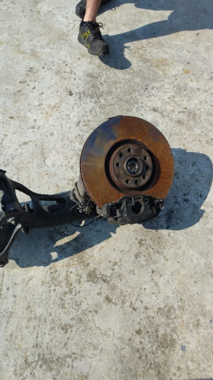 Disc frana fata Peugeot 508 SW Combi 2.2 HDI 2011