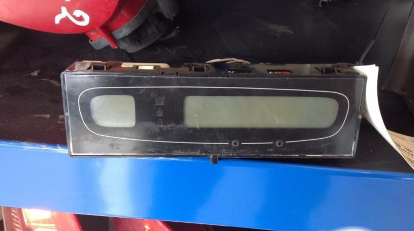 Display 8200002604a Renault LAGUNA II BG0/1 2001