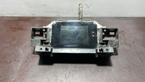 Display afisaj bord cod AM5T-18B955-BE , AM5T18B955BE pentru Ford Focus 3 an 2011 - 2015