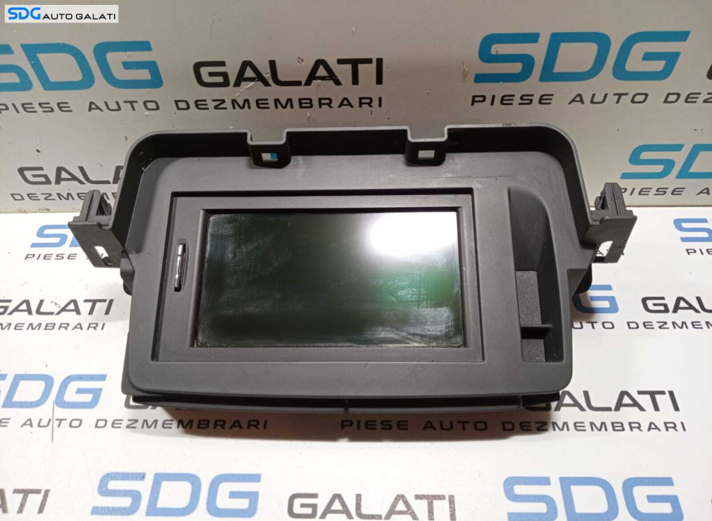 Display Afisaj Ecran de la Navigatie cu GPS Renault Megane 3 2008 - 2015 Cod 259150931R 682470010R [M3819]