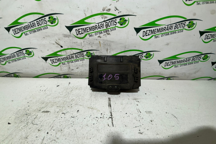 Display bord 090 589 755 Opel Zafira A [1999 - 2003] Minivan 5-usi 1.6 MT (101 hp)