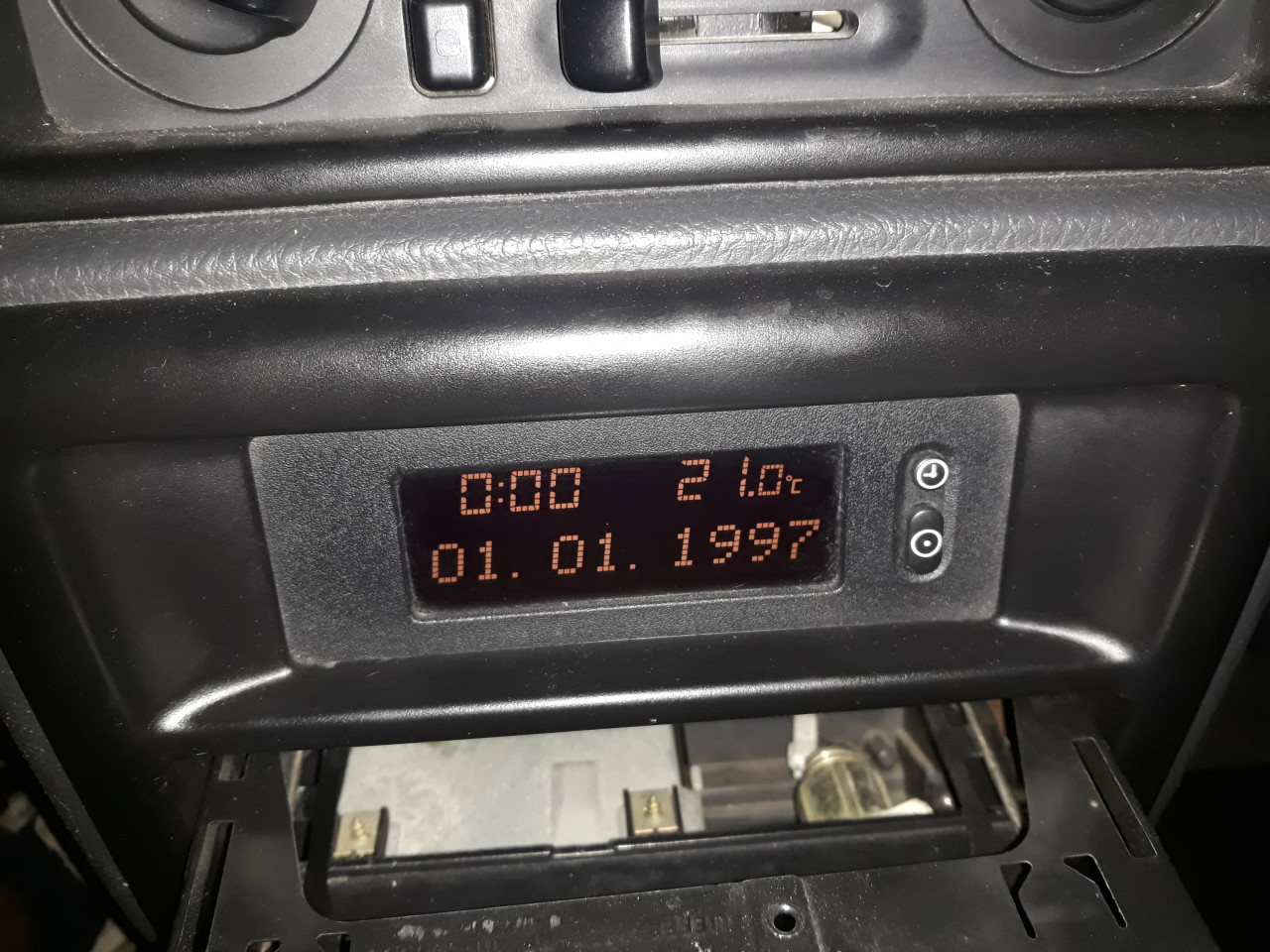 Display bord Opel Frontera B din Ani 1999 2004 fara CB