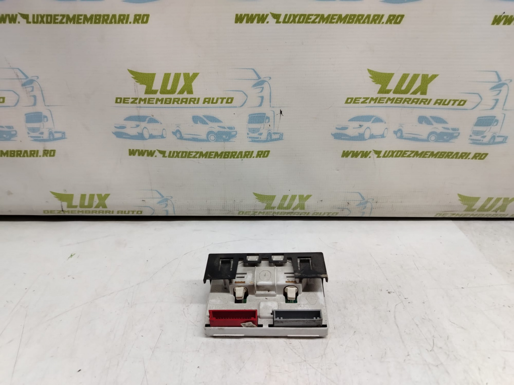 Display bord P8200028364a Renault Kangoo [facelift] [2003 - 2009]