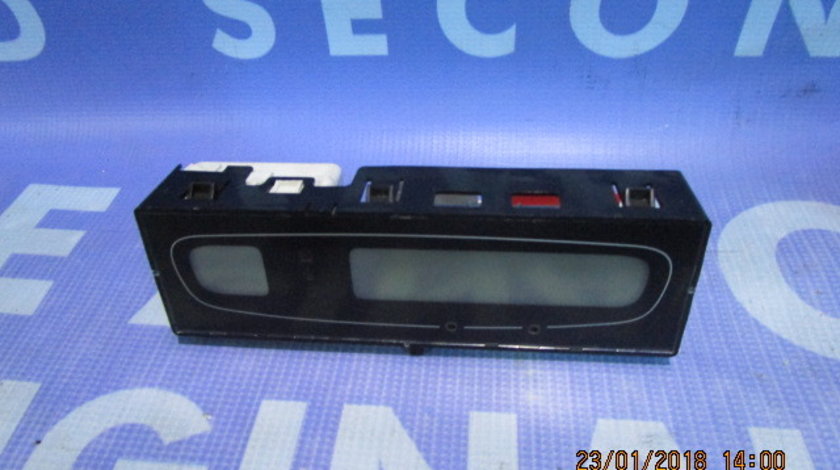 Display bord Renault Laguna; 8200002604