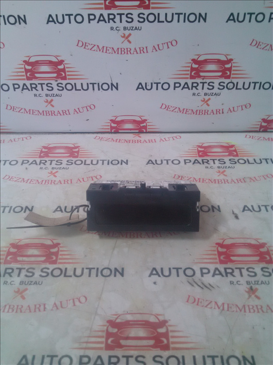 Display bord RENAULT TRAFIC an fabr 2002