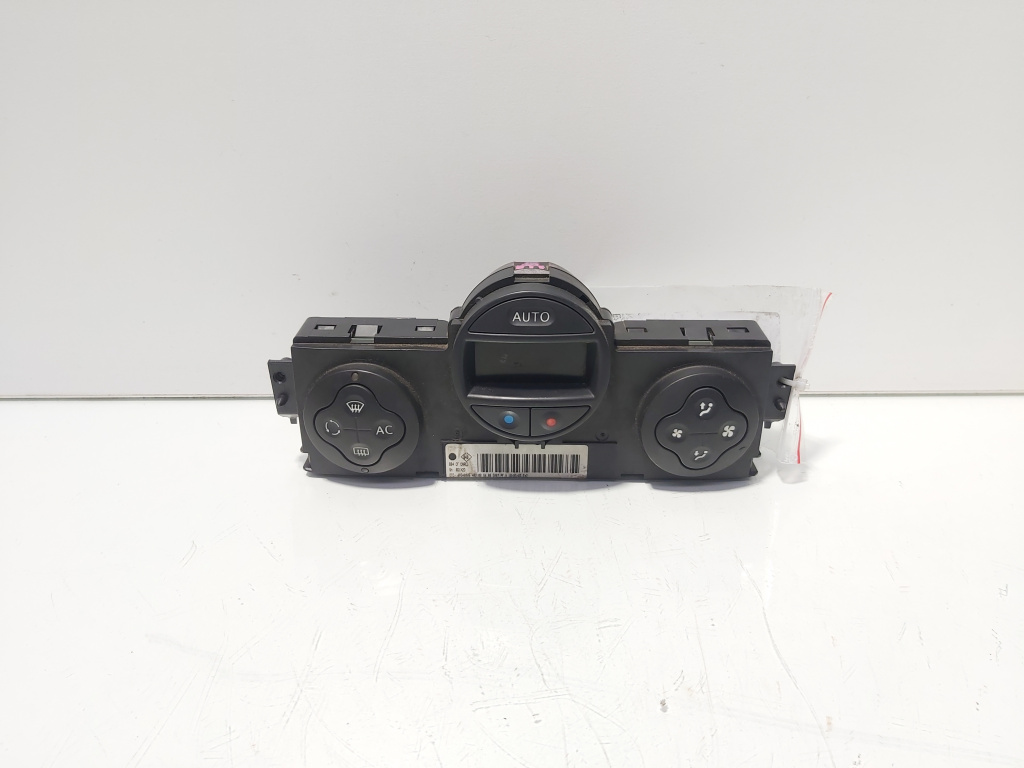 Display climatronic, cod 8200070752, Renault Megane 2 Sedan (id:677052)
