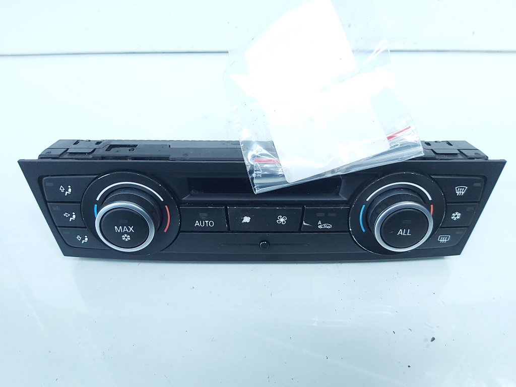 Display climatronic, cod 9242410-01, Bmw 3 Touring (E91) (idi:664678)