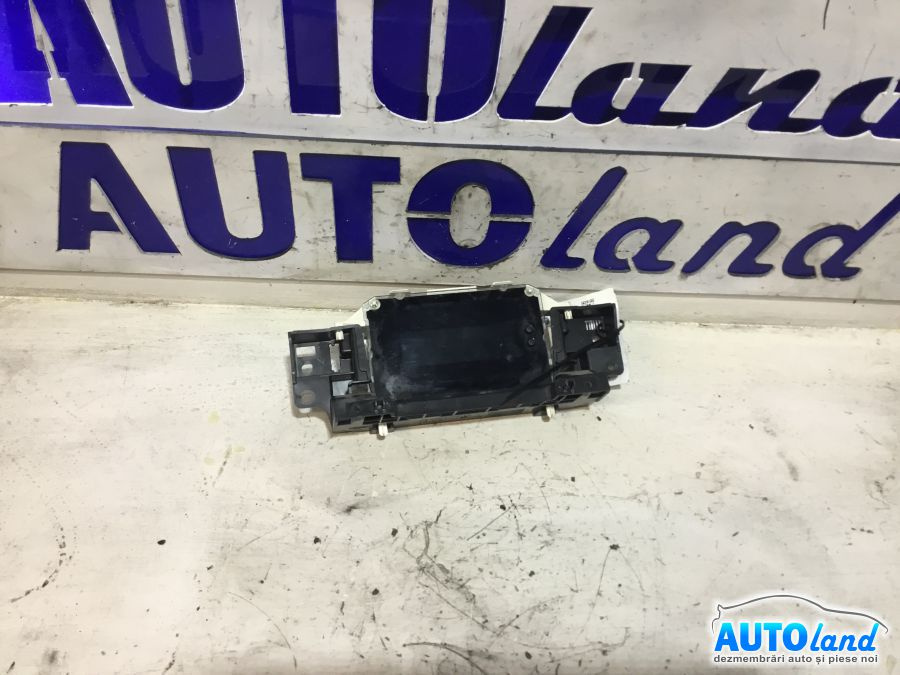 Display Ford FOCUS III 2011