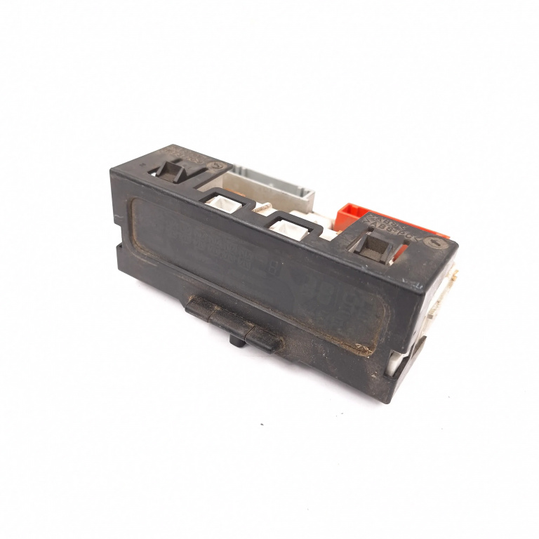 Display Multifunctional / Afisaj Central / Ecran Bord Renault Clio 2 / Symbol 1 1998-2008 8200028364A, 216737697, 216737709, 216562178C, Ns86324803, 028012E2, Affa2 Johnson Controls