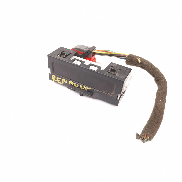 Display Multifunctional / Afisaj Central / Ecran Bord Renault MEGANE 2 2002 - 2010 8200107839B, 216676711, NS3290113V, 216764983, 216768379A, 216684669, 216737697, 216737709, AFFA2