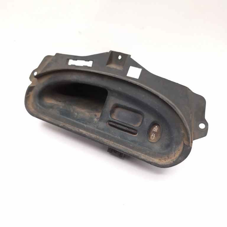 Display Multifunctional / Afisaj Central / Ecran Bord Renault Megane 1 1995-2002 7700840351Ind, 77 00 840351 Ind, 77 00 840351, 7700840351, Reydel R8 29 214 Ind G, Reydelr829214Indg, Ppepdmt28, Ppepdm-T28, Nb202 Reydel