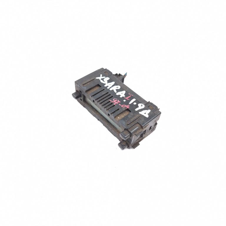 Display Multifunctional / Afisaj Central / Ecran Bord Citroen Xsara (N0, N1, N2) 1997-2006 1.9 D Motorina Valeo,Borg
