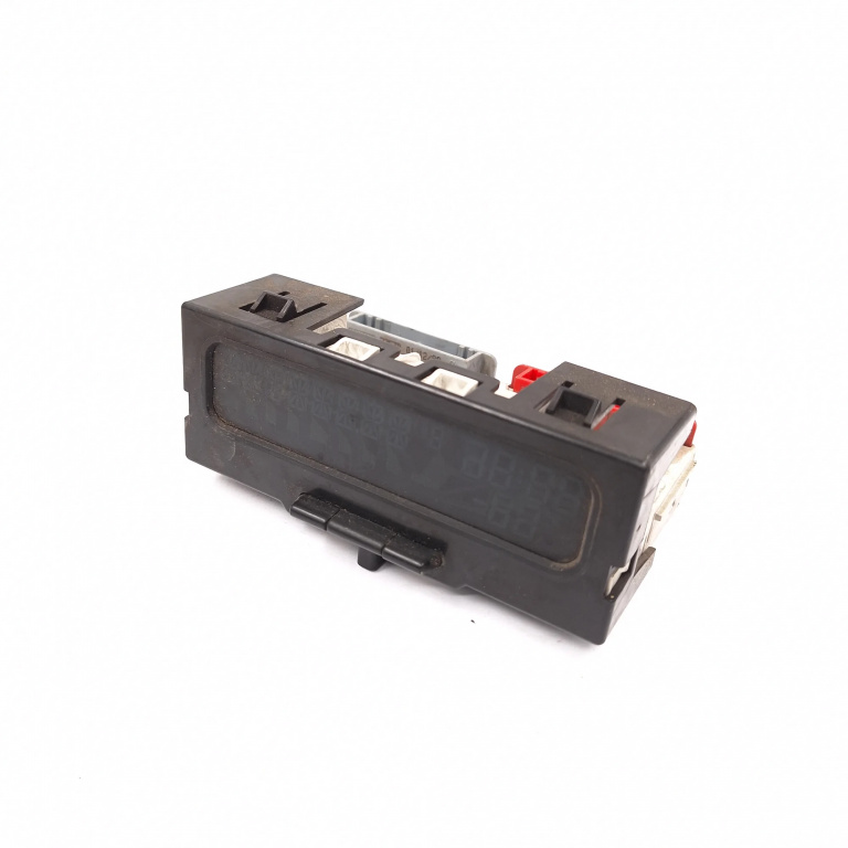 Display Multifunctional / Afisaj Central / Ecran Bord Renault Megane 1 1995-2002 216487557A1, P7700428029A, Ns0567279D, Affa2, 028012E2 Sagem