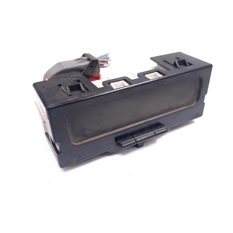 Display Multifunctional / Afisaj Central / Ecran Bord Renault MEGANE 2 2002 - 2010 8200107839, 216676711, NS0278601A, 216686077, 2167223A, 21668469, AFFA2, 3A00490050