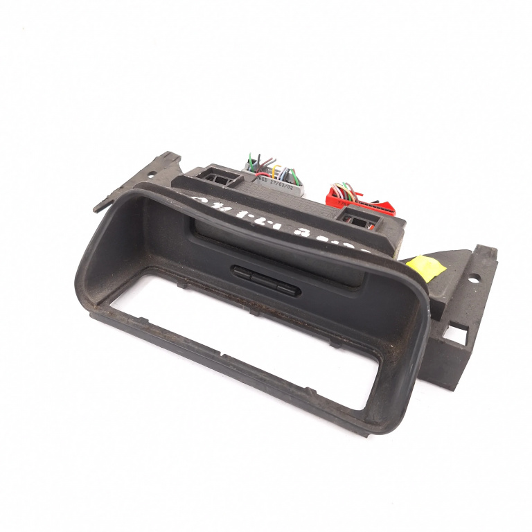 Display Multifunctional / Afisaj Central / Ecran Bord Renault CLIO 2 / SYMBOL 1 1998 - 2008 P8200028364A, 216562178A, NS3108800B, 028012E2, AFFA2