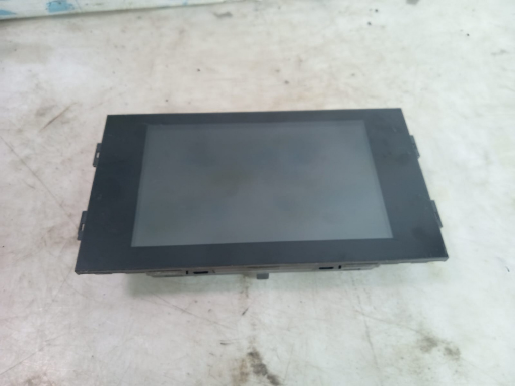 Display navigatie 981148628002 Peugeot 308 T9 [2013 - 2017] 2.0 HDI AHR