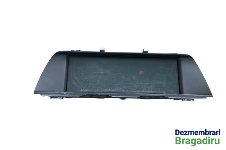 Display navigatie Cod: 2338534-1 2338534-1 BMW Seria 5 F11 [2009 - 2013] Touring wagon 520 d Steptronic (184 hp) Cod motor: N47T, Cod culoare: B90, Pachet M