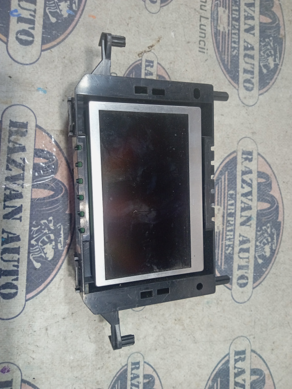 Display navigatie Ford Fiesta 2014, EM5T18B955RA
