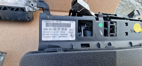 Display Navigatie Mare Mercedes C Class W204 2007-2012 A2048204097