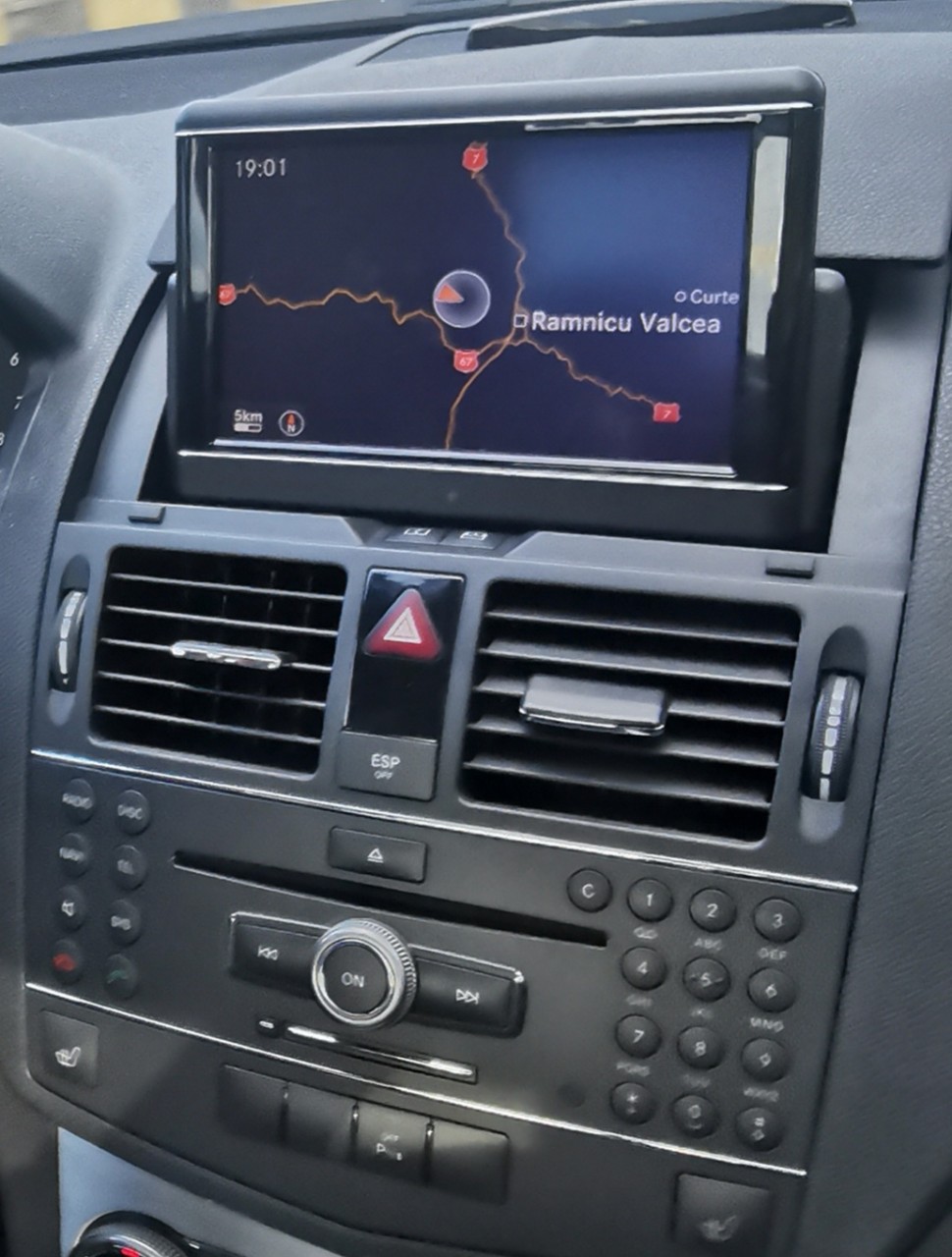 Display Navigatie mare Mercedes C-class W204 A2048204697 ecran bord