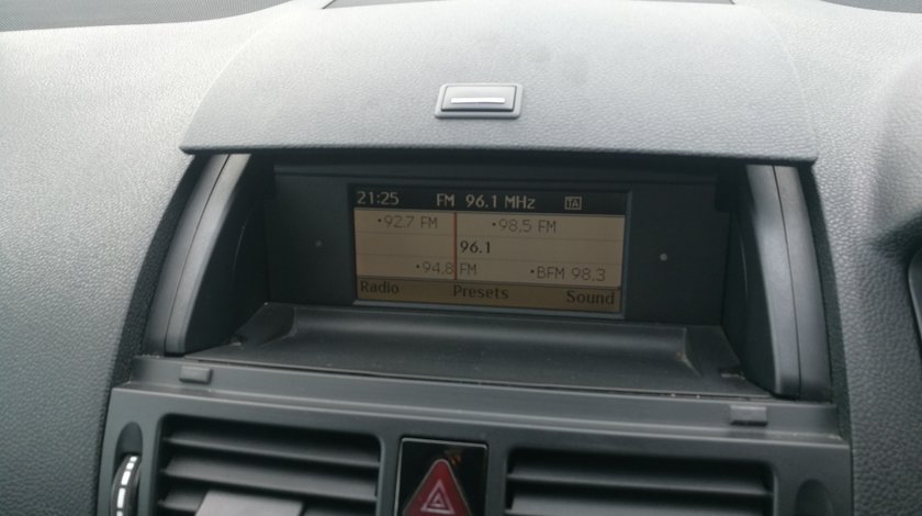 Display navigatie Mercedes C class w204