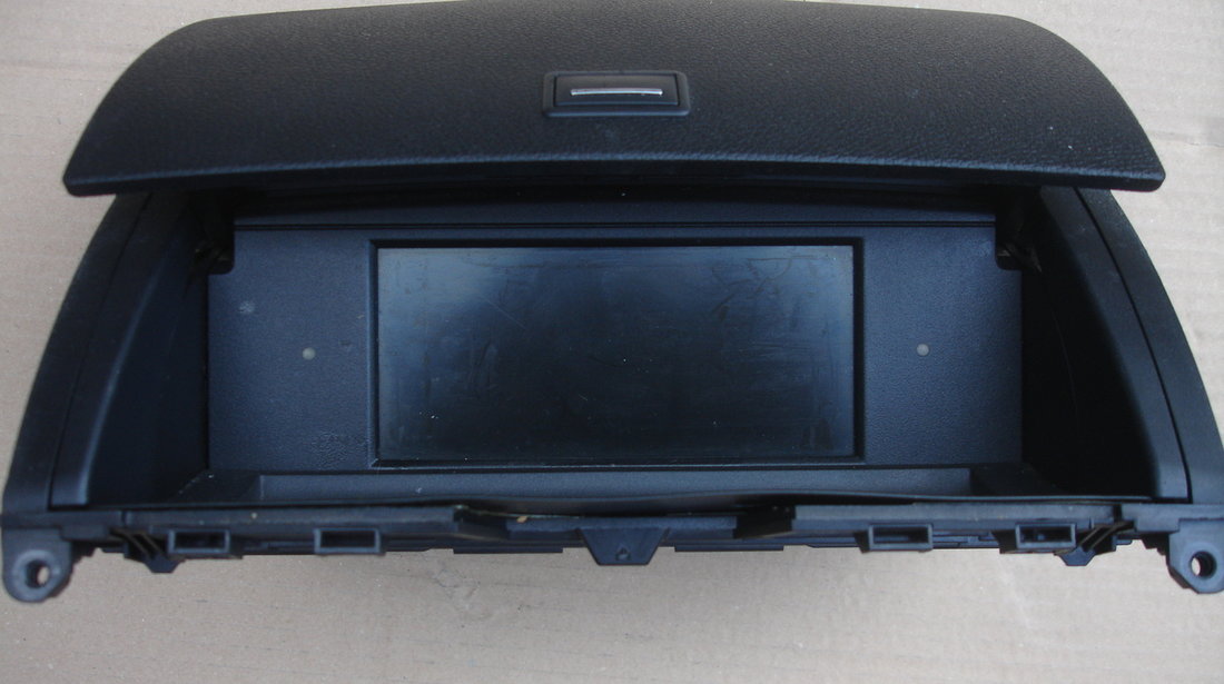 display navigatie mica mercedes c class w204 an 2008-2012