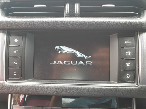 Display Navigatie Radio CD Player cu Consola Rama Butoane Jaguar XF X260 2015 - 2020 [K6128]