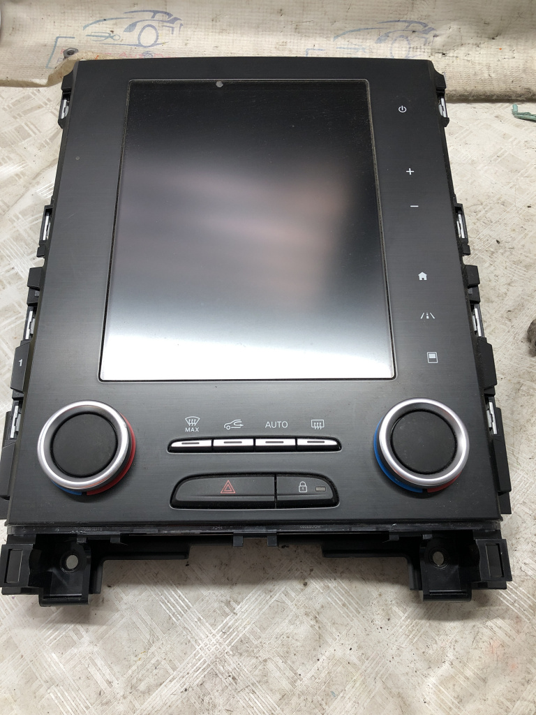 Display navigatie Renault Megane 4 - Motorina 2018, 681833236R