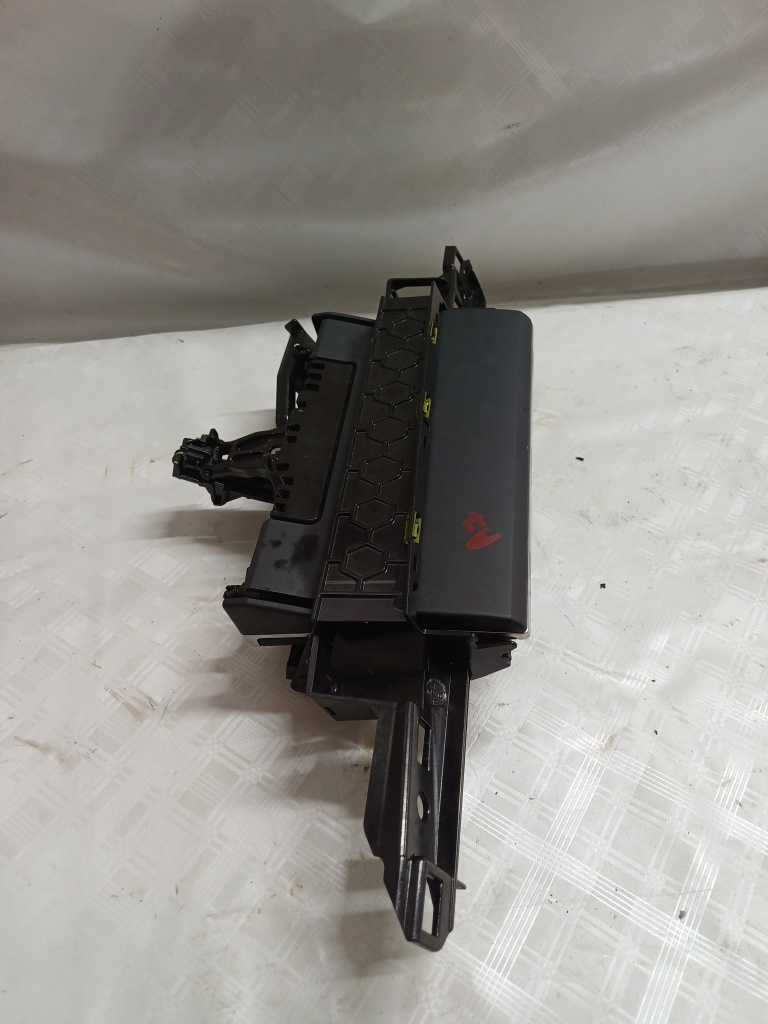 Display navigatie UK Audi A7 - Motorina 2012, 4G0857346G / CU SUPORT