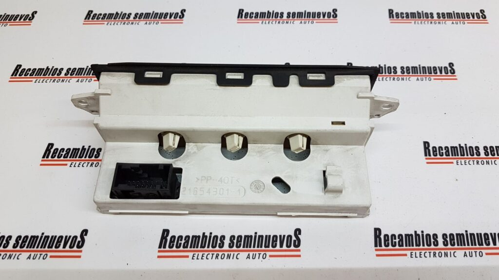 Display SAGEM PEUGEOT 807 1495481077 C00 / 1495481077C00 / 21672936 9 X / 216729369X1495481077 C00 / 1495481077C00 / 21672936 9 X / 216729369X