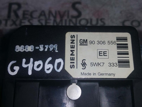 Display SIEMENS OPEL VECTRA 90 306 556 / 90306556 / 5WK7 333 / 5WK733390 306 556 / 90306556 / 5WK7 3...