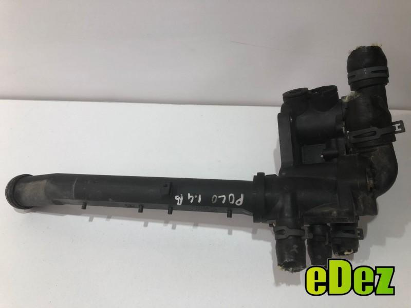 Distribuitor apa cu furtun Seat Cordoba (2002-2009) 1.4 benzina 032121111ap