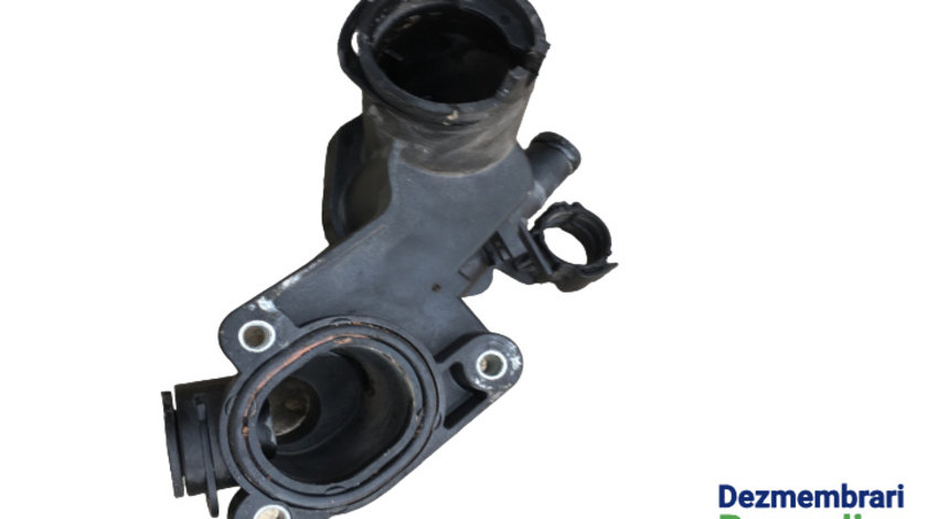 Distribuitor apa / Flansa lichid racire Cod: 032121111CG Volkswagen VW Polo 5 6R [2009 - 2015] Hatchback 5-usi 1.4 MT (85 hp) Cod motor CGGB, Cod cutie LVE