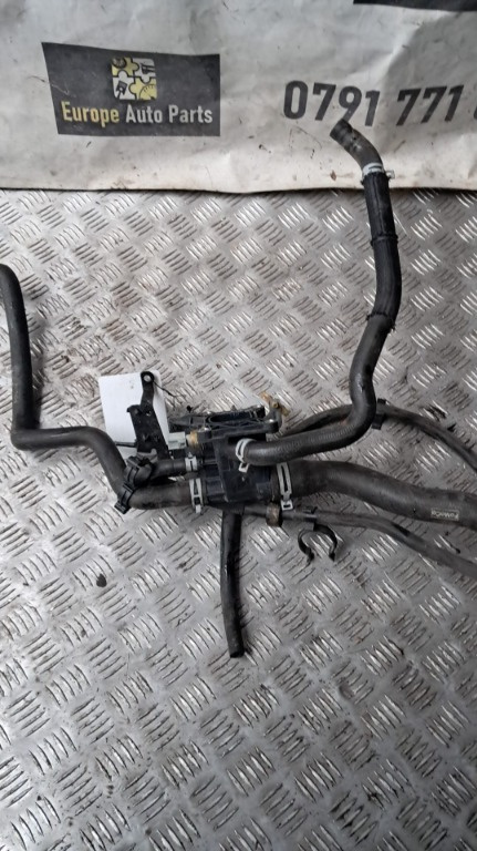 Distribuitor apa Volvo S40 2.0 I B4204S4 an fab. 2011 cod 6G9G-8K556-AA