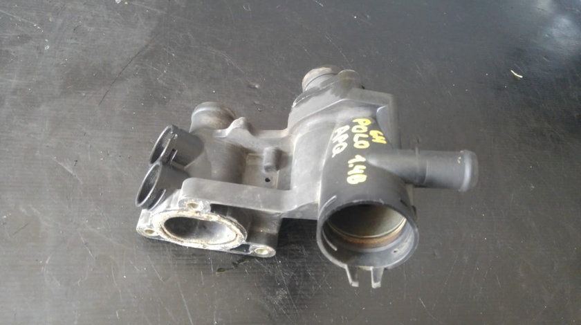 Distribuitor apa vw polo 6n 1.4 b 032121111