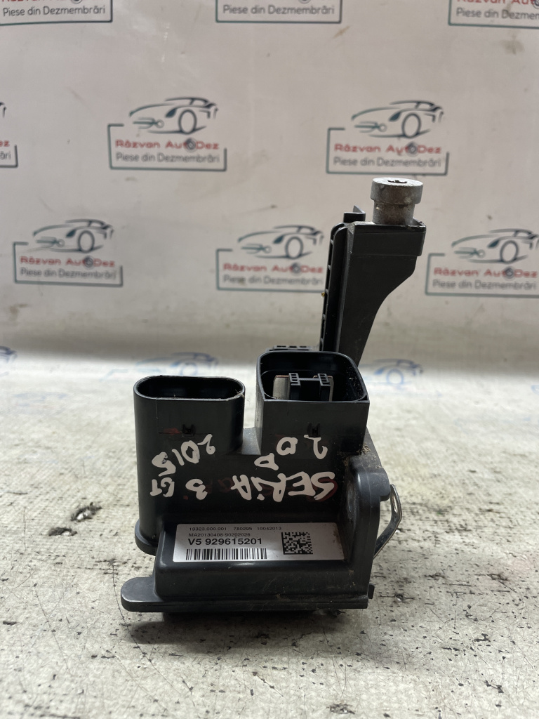Distribuitor BMW Seria 3 GT F34 2015, 929615201