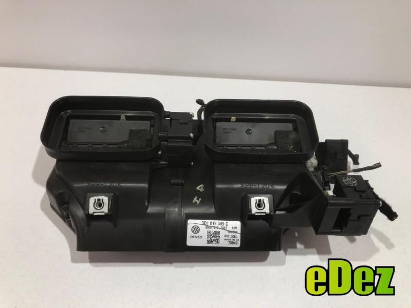 Distribuitor caldura Volkswagen Phaeton facelift (2008-2010) 3d1819509c